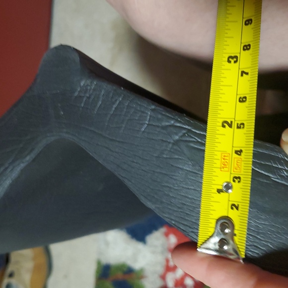 Rona Millers Pro-Tek Riser Pad - Picture 6 of 7